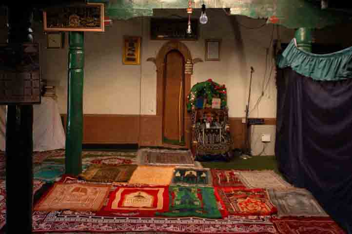 New prayer mats, Shah Hamadan Mosque in Shey