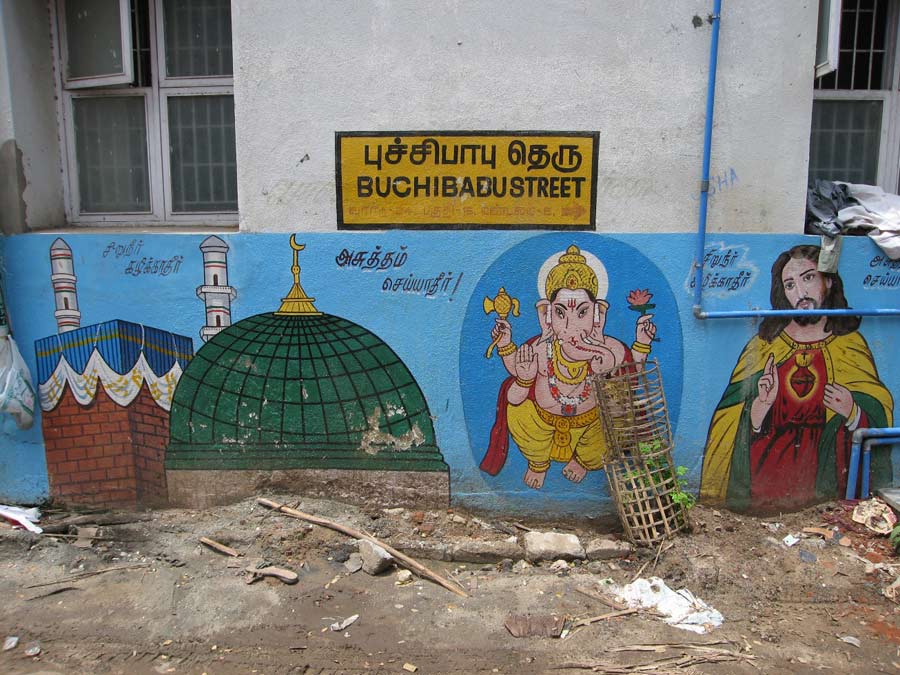 Wall painting, corner Buchibabu Street – Triplicane High Road, Chennai (Torsten Tschacher)